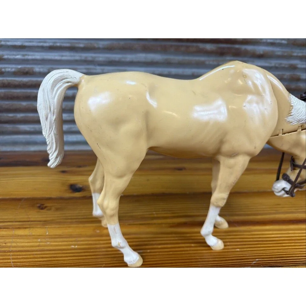 vintage MARX articulating moving head tan horse